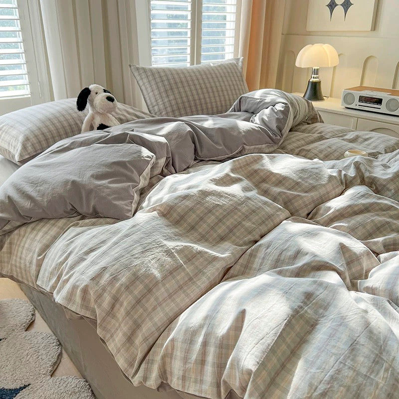 Cozy Pink Plaid Bedding Set