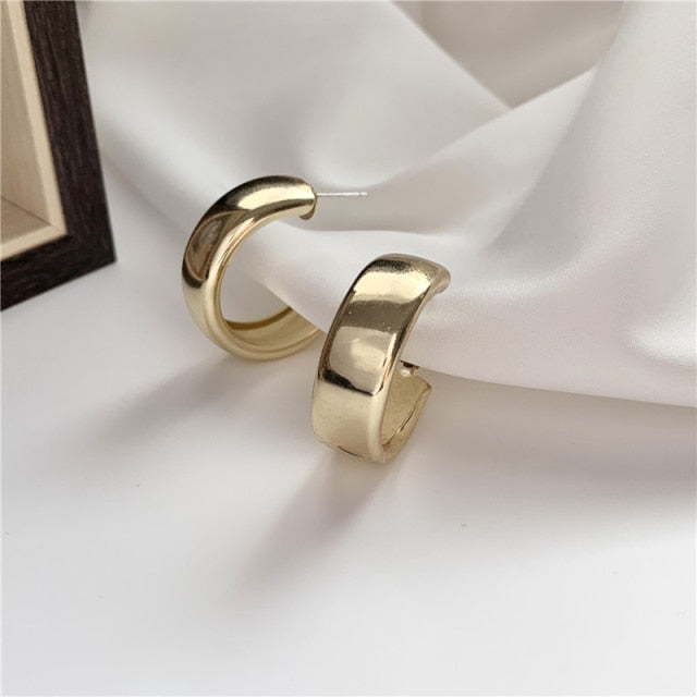 Fashion Metal Elegant Hoop Earring