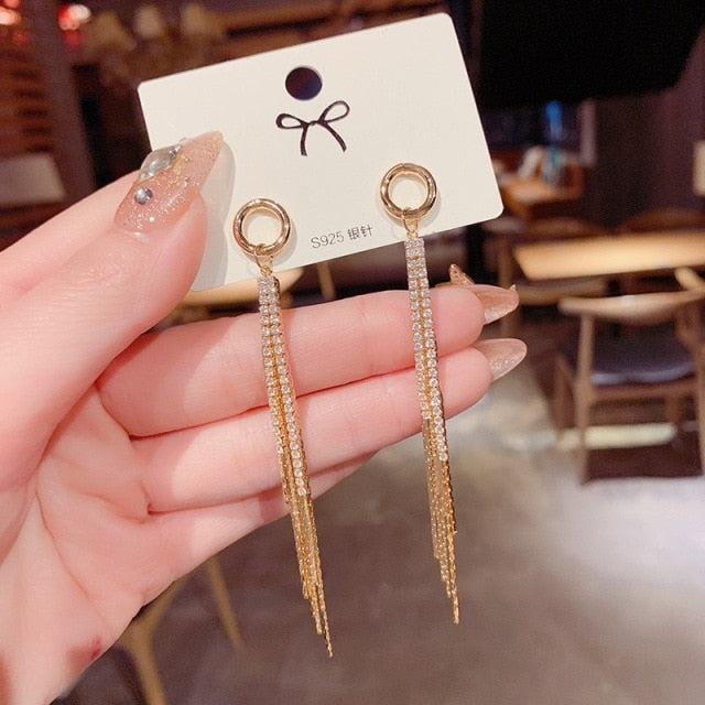 Vintage Glossy Arc Bar Long Thread Tassel Drop Earrings