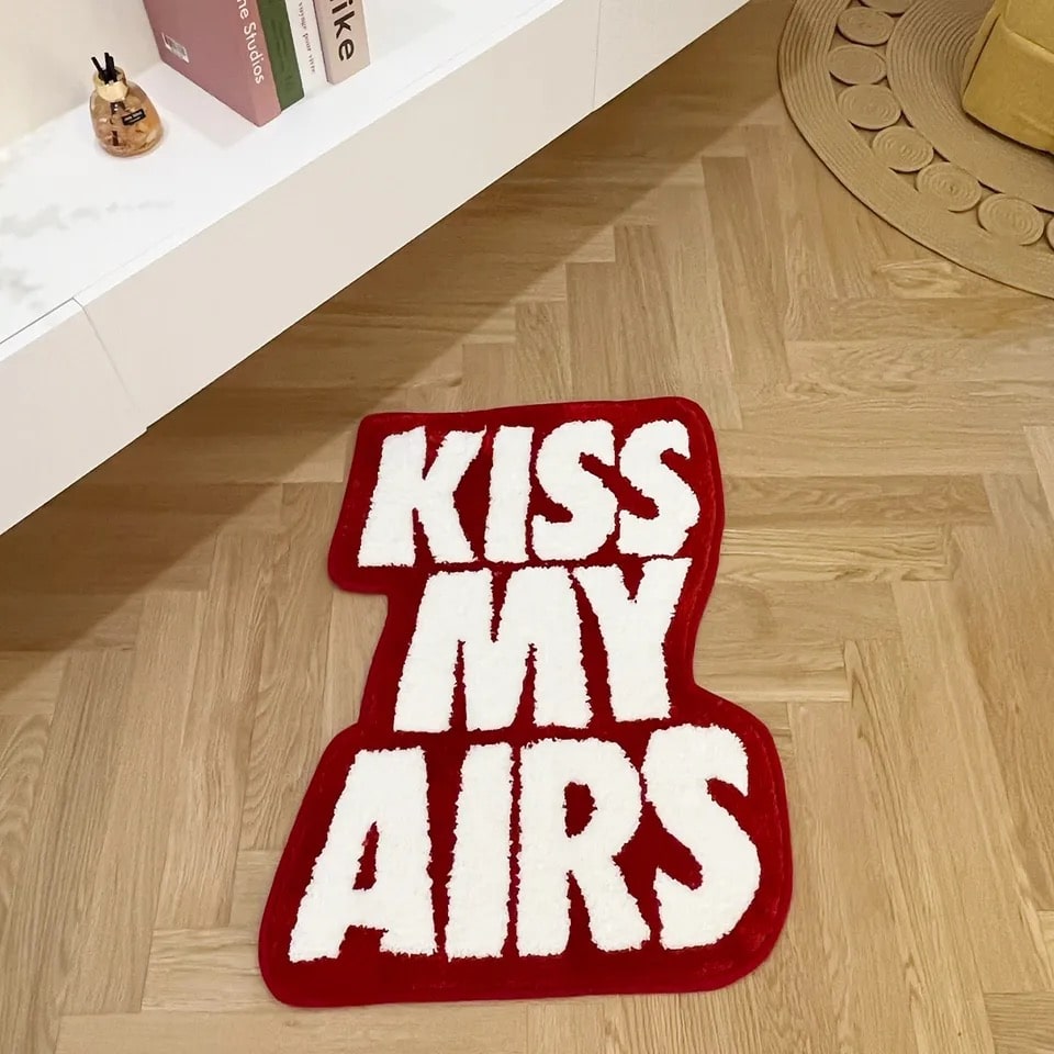 Kiss My Airs Handmade Rug