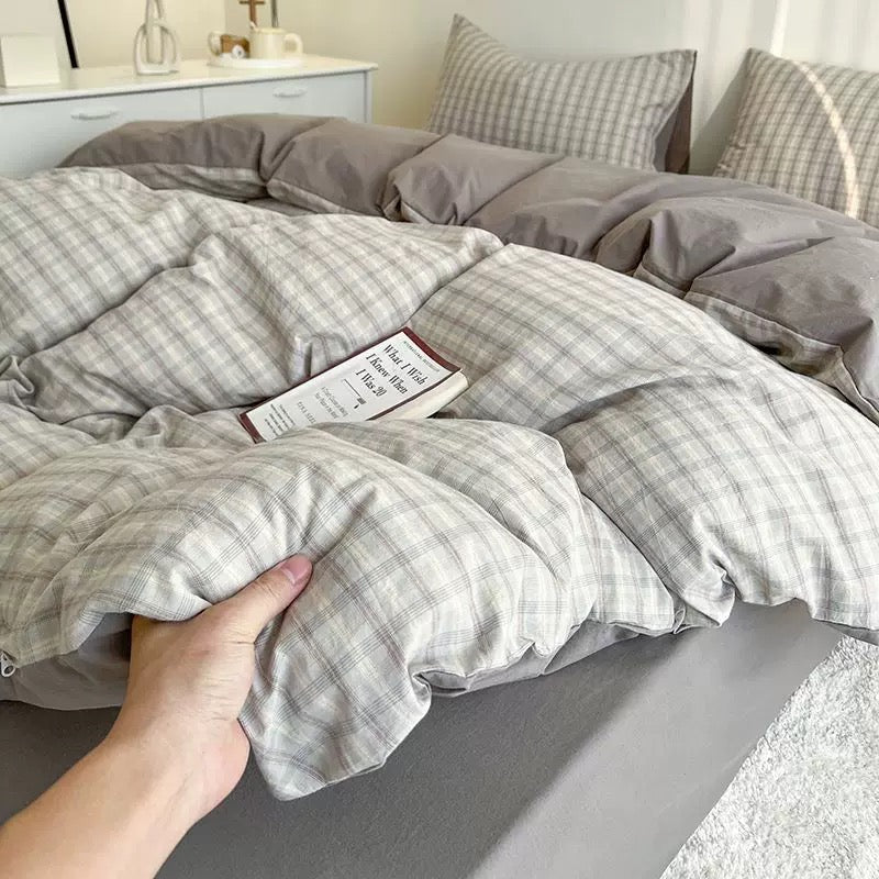 Cozy Pink Plaid Bedding Set
