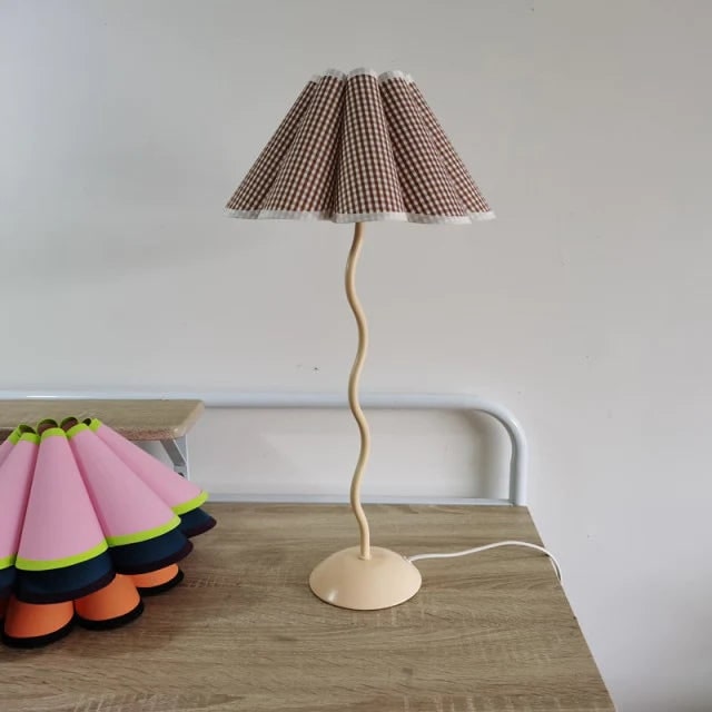 Tulip Squiggle Lamp