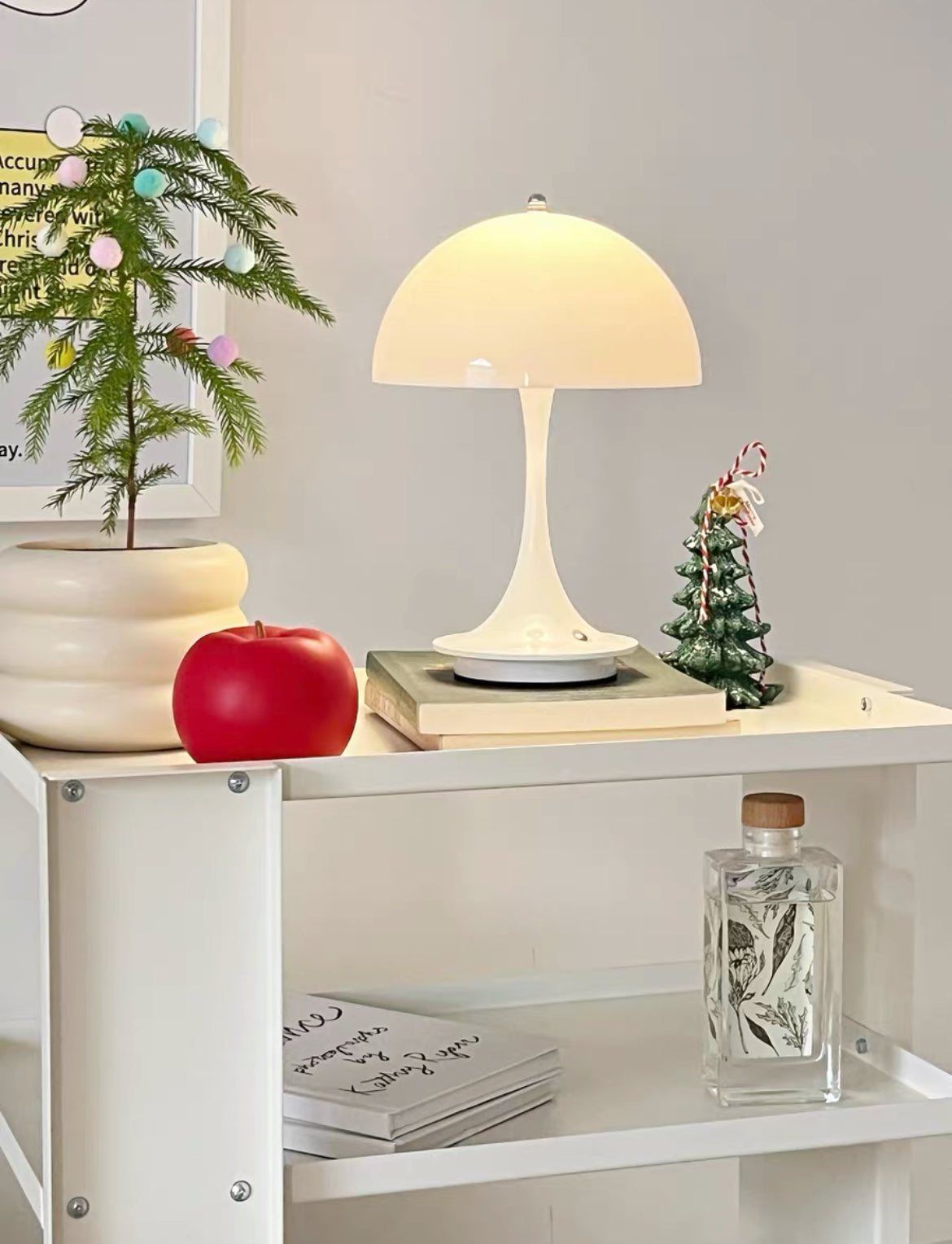 White Mushroom Desk Lamp