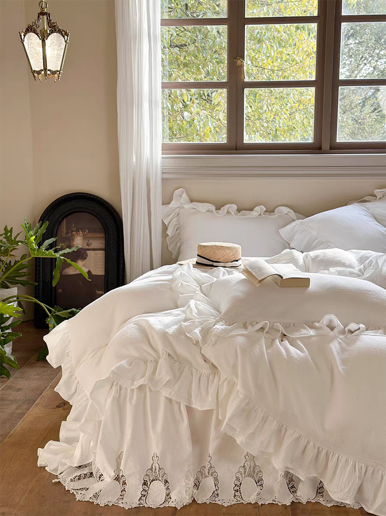 White Princess Lace Ruffle Bedding Set