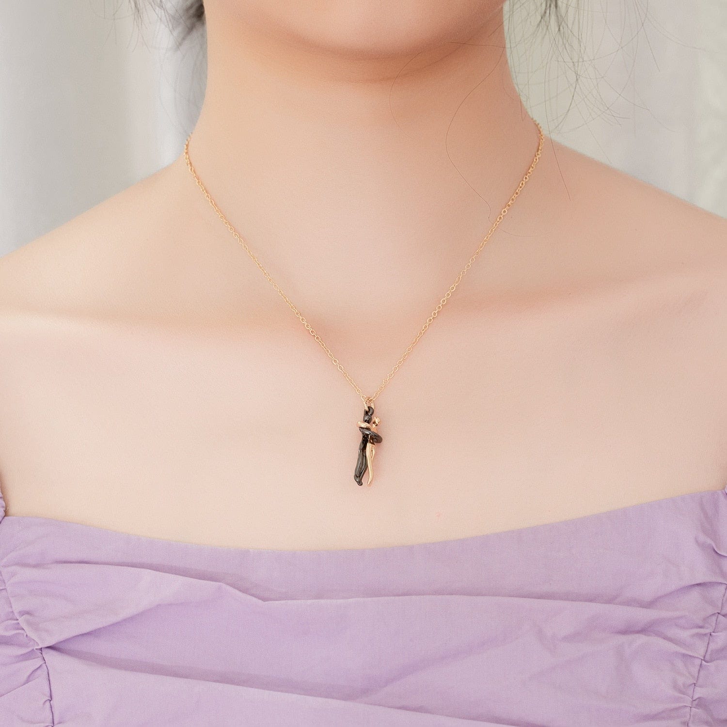 Hug Pendant Necklace