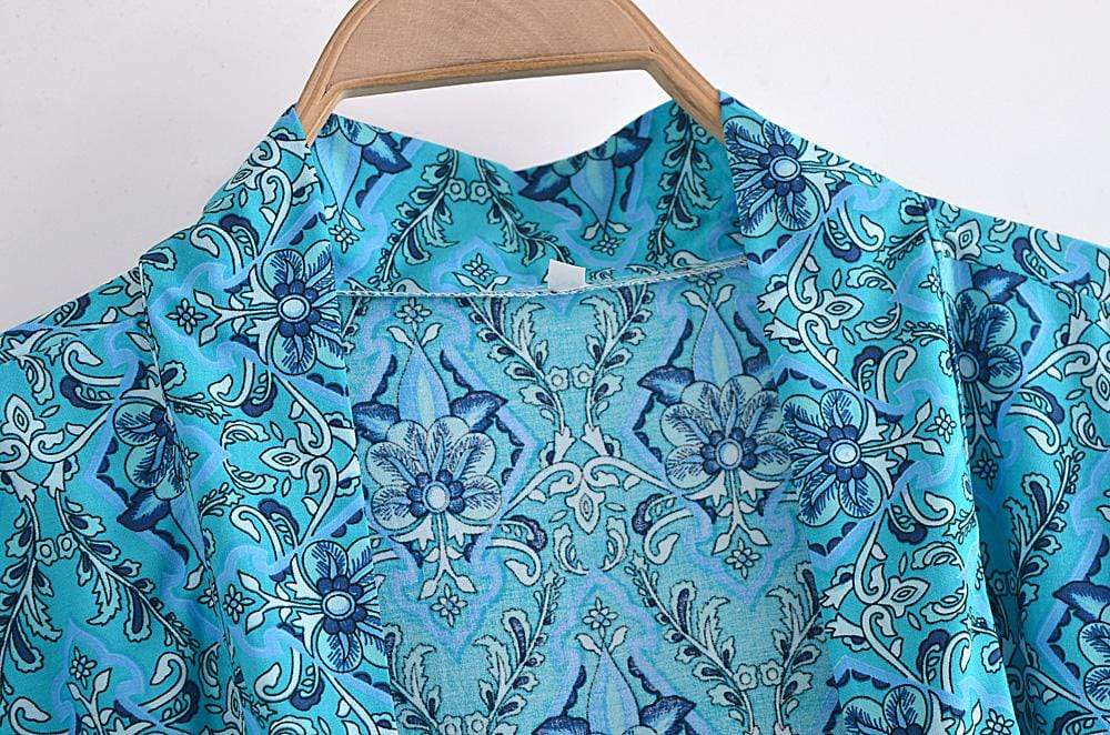 Muriel Vintage Floral Kimono In Blue