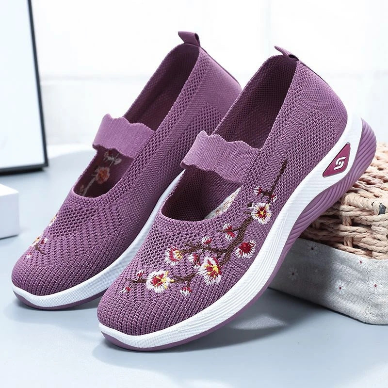 Floral Embroidered Breathable Shoes