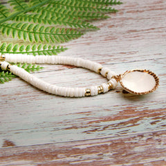 Shell Pendant Beaded Necklace