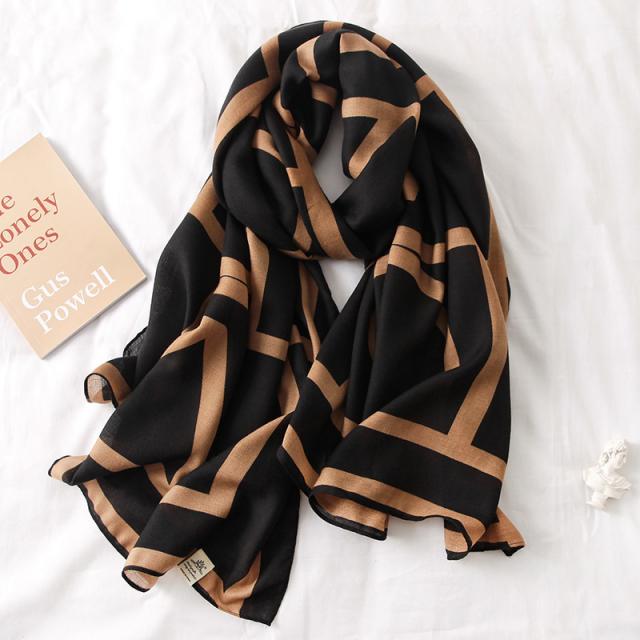 Striped Retro Scarf