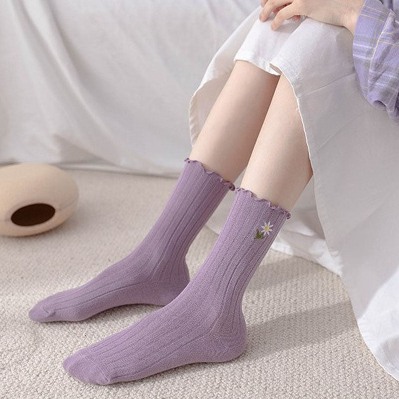 Floral Embroidered Casual Socks