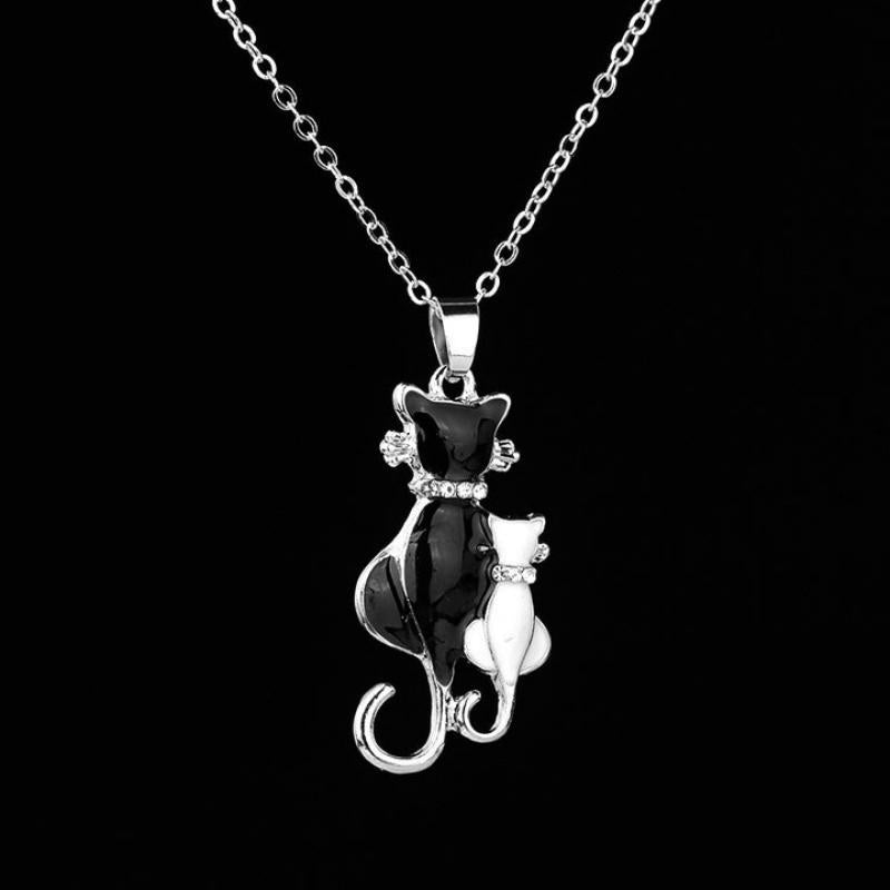 Vintage Cat Pendant Necklace