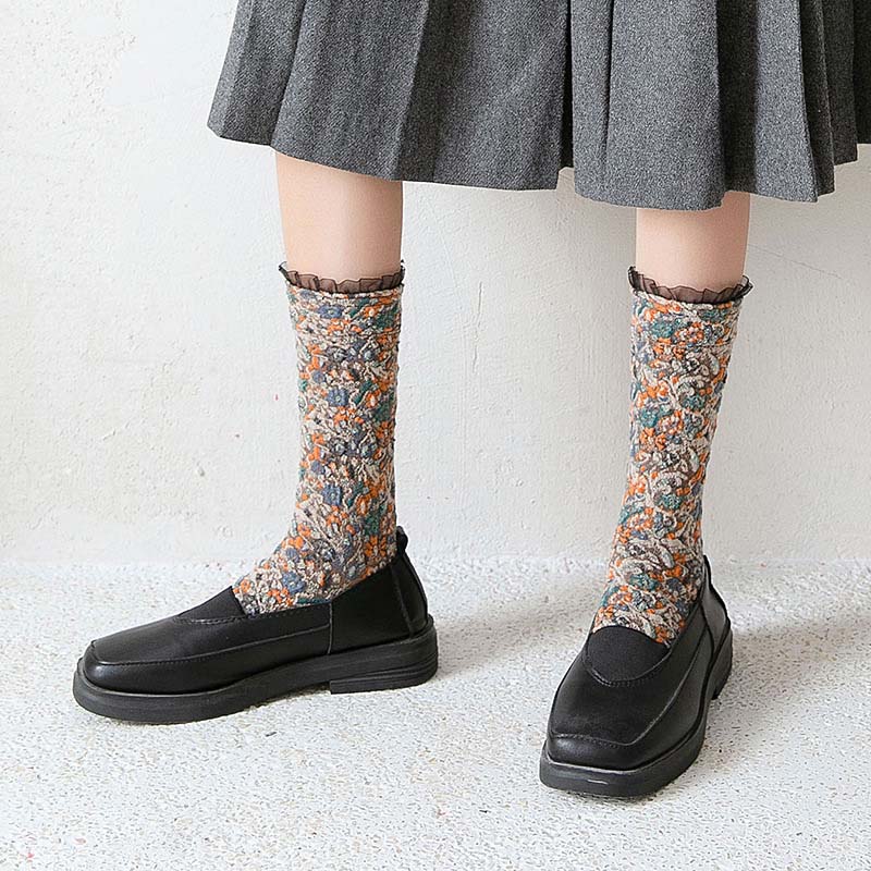 Vintage Floral Jacquard Socks