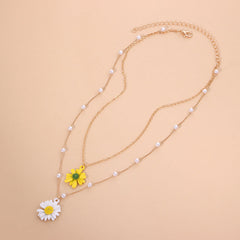 Daisy Pendant Necklace