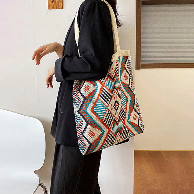 Casual Geometric Knit Bag