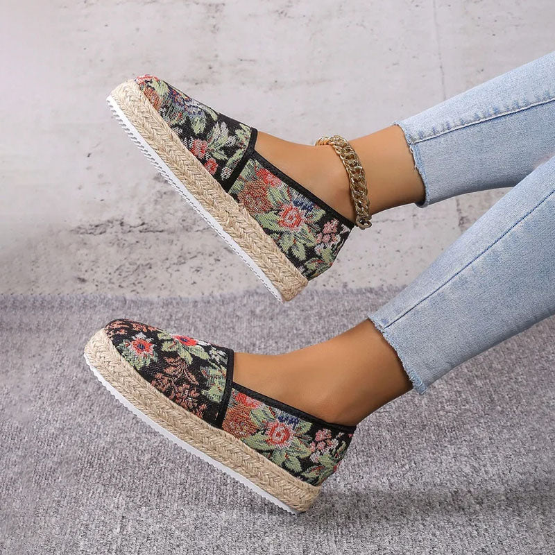 Vintage Flatform Slip-On Shoes