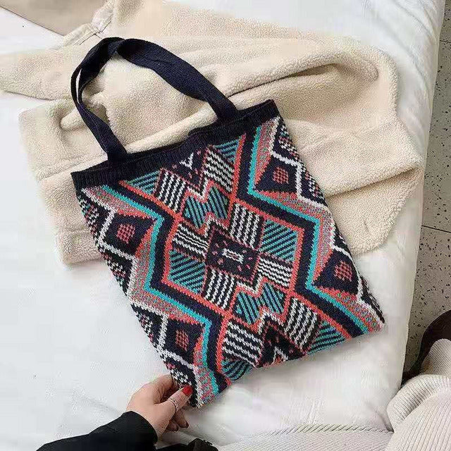 Casual Geometric Knit Bag